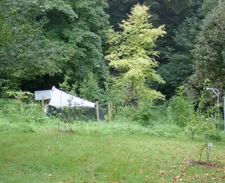 Aufbau einer Teststation im Melbgarten bei Bonn